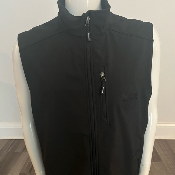 Edwards Vest - Picture 9 of 15